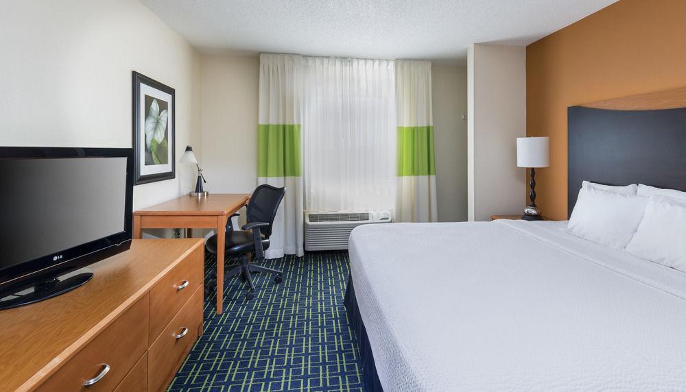 Fairfield Inn & Suites Canton North Canton Exteriör bild