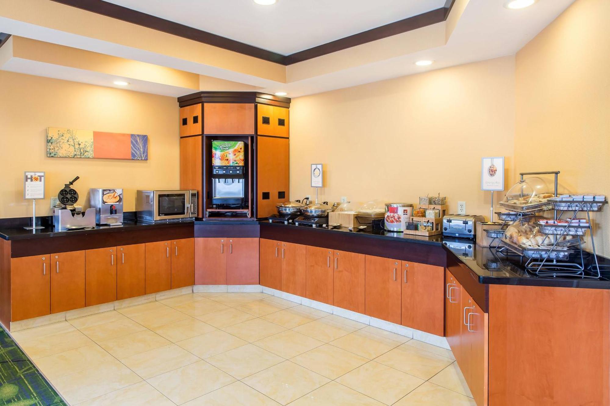 Fairfield Inn & Suites Canton North Canton Exteriör bild
